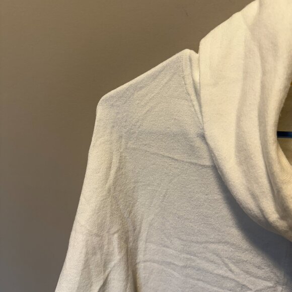 Olive and Vine Poncho - S - Picture 2 of 4